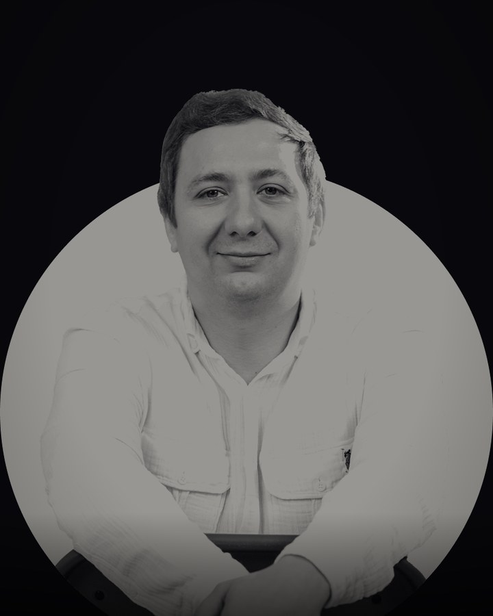 Portret Alex Ganibani, full-stack developer la Inocode